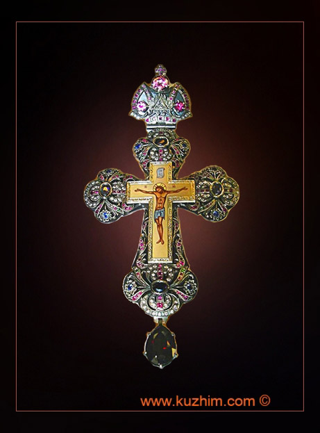 Крест из белого золота с бриллиантами и эмалью